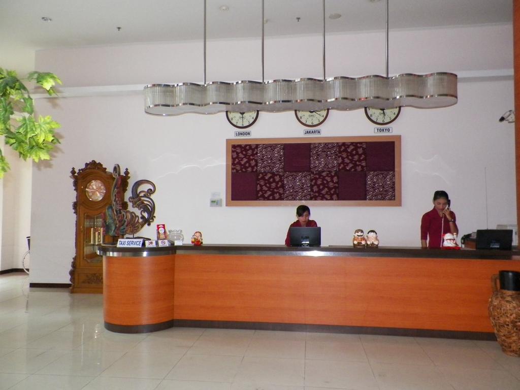 Lampion Hotel Solo Экстерьер фото