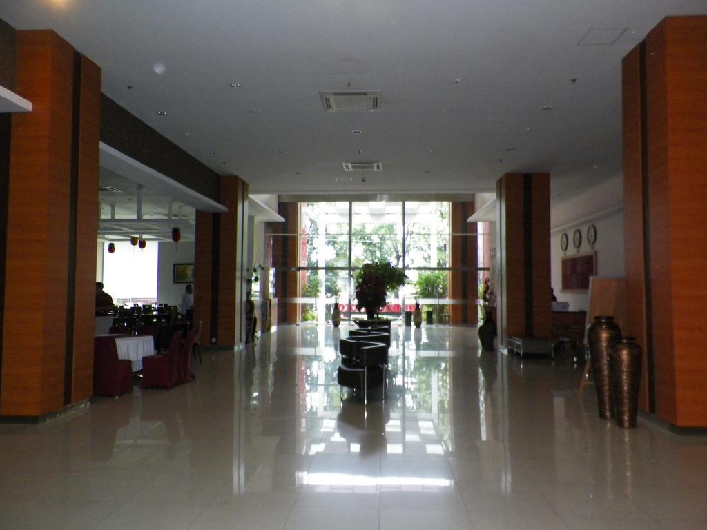 Lampion Hotel Solo Экстерьер фото